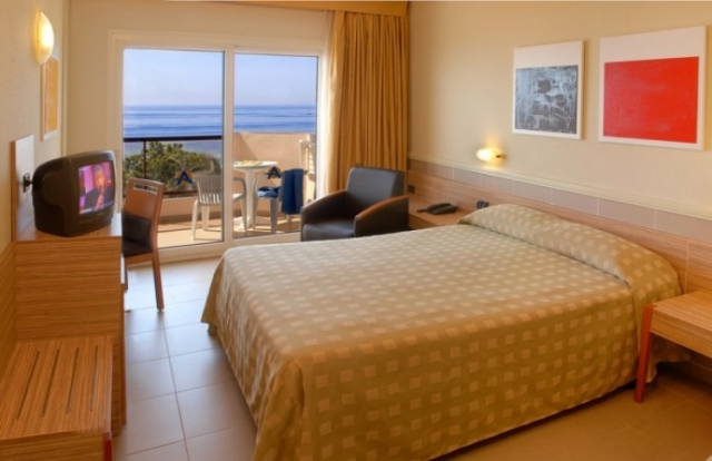 Ultimele locuri!!!Sejur in Costa Brava la doar 486 euro,avion din Bucuresti!!!Aqua Hotel Promenade  4*