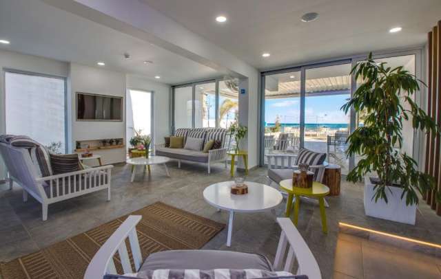 City Break de Valentines Day in Larnaca / Island Boutique Hotel 4* - plecare din Timisoara