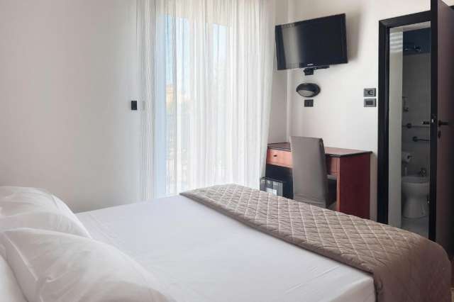 Oferta Italia, sejur 7 nopti, transport individual (AG)