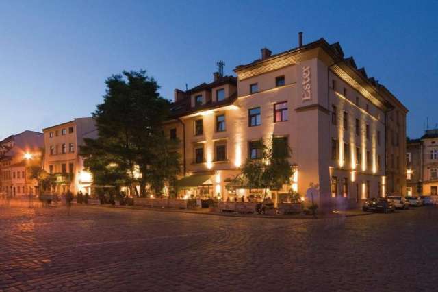 Weekend de toamna in Cracovia la doar 290 euro ,avion din Bucuresti!!!Ultimele locuri
