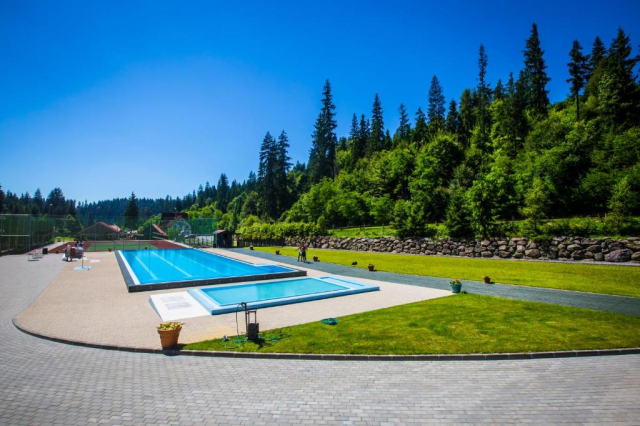 LAST MINUTE LOBOGA RESORT 3*, BAILE HOMOROD, 5 NOPTI CAZARE CU DEMIPENSIUNE SI SPA