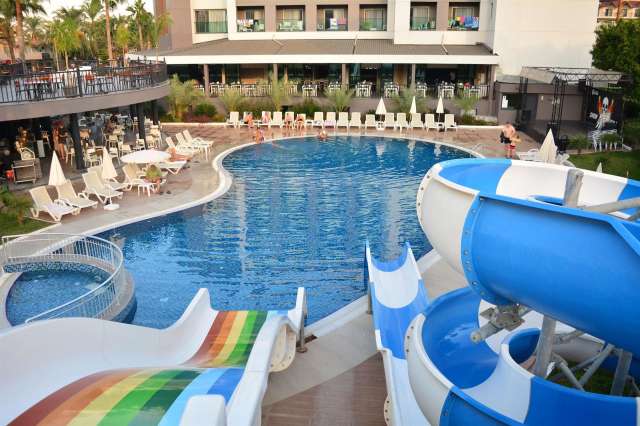 LAST MINUTE Istanbul Beach Hotel 4* ALL-INCLUSIVE PROMO AVION SI TAXE INCLUSE DOAR-603 EURO