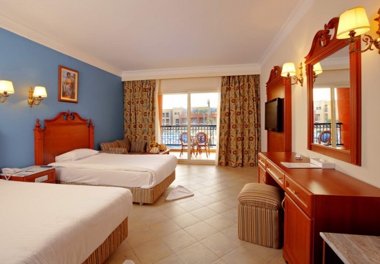 HURGHADA HOTEL Titanic Palace  5* AI AVION SI TAXE INCLUSE TARIF 555 EURO