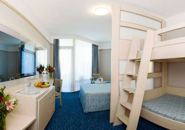 ANTALYA HOTEL VON RESORT GOLDEN COAST 5*  UAI AVION SI TAXE INCLUSE TARIF 699 EUR