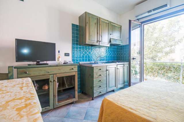 05.10 , Sardinia cu zbor direct din Bucuresti , 5 nopti , 148 € la 4**** , taxe incluse