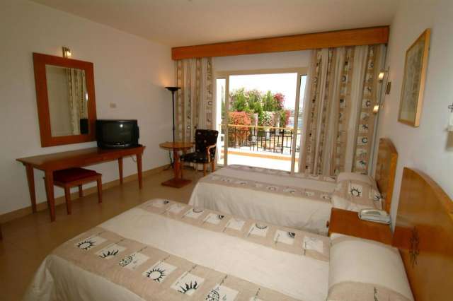 LAST MINUTE SHARM EL SHEIKH HOTEL Eden Rock Hotel 3*  AI AVION SI TAXE INCLUSE TARIF 333 EUR