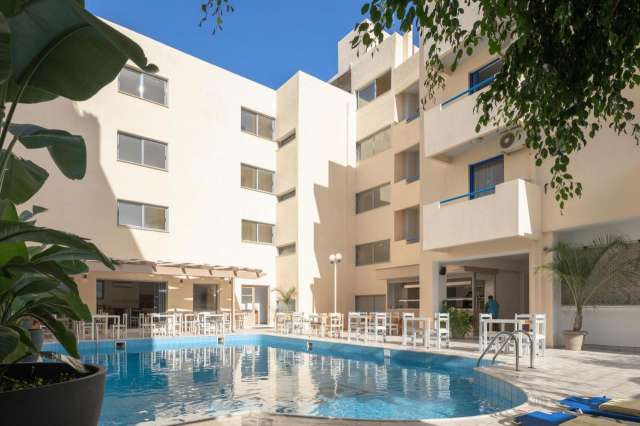  Vacanta de vara la plaja in Creta la doar 678 euro,avion din Cluj!!! Hersonissos Central Hotel 