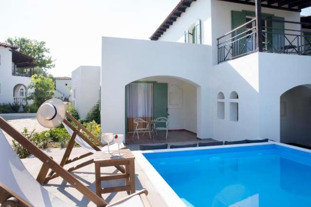  Eretria Hotel & Spa Resort