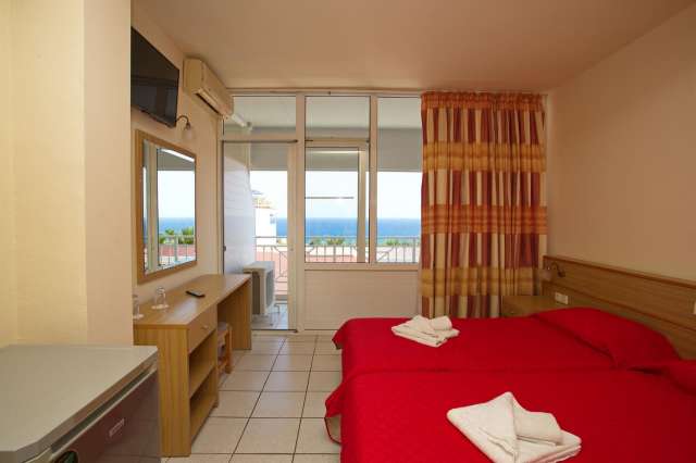 LAST MINUTE CRETA   Aqua Park Resort 4*AI AVION INCLUS TARIF 590 EUR