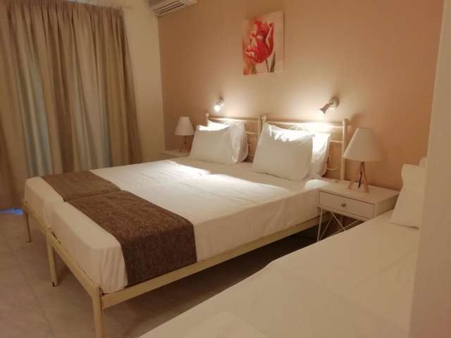 Vacanta  Insula Skiathos 4 nopti fara masa 239 euro/persoana !