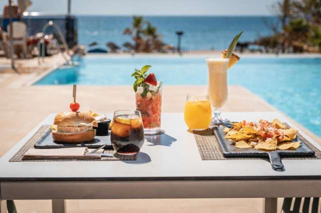 ULTRA LAST MINUTE MALAGA 7 NOPTI CAZARE DEMIPENSIUNE 4****ANGELA ZBOR DIN OTOPENI CU TAXE INCLUSE