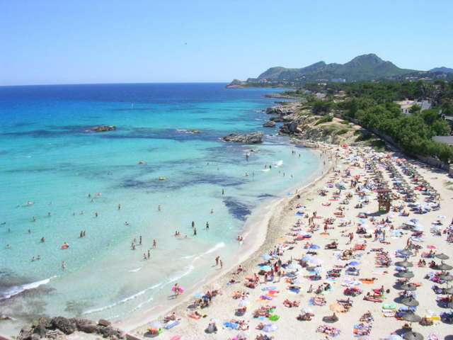 Sejur de 7 nopti la plaja in Mallorca la doar 498 euro,avion din Bucuresti!!Hotel Na Forana 4*