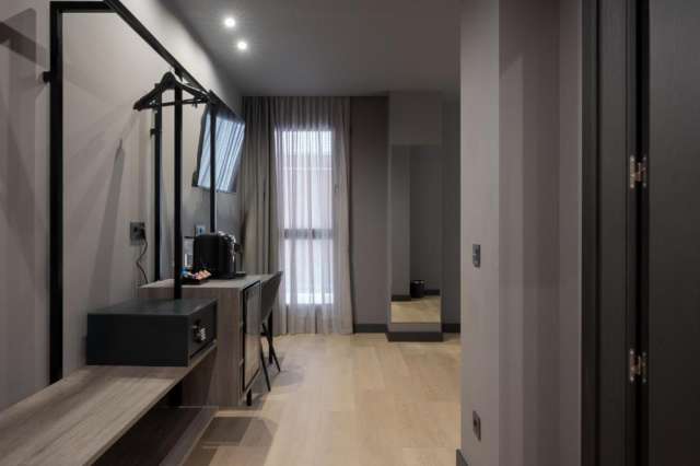 ULTRA LAST MINUTE INSULELE CANARE 4**** LIVVO LA ESCARLATA ZBOR DIRECT DIN OTOPENI CU TAXE INCLUSE