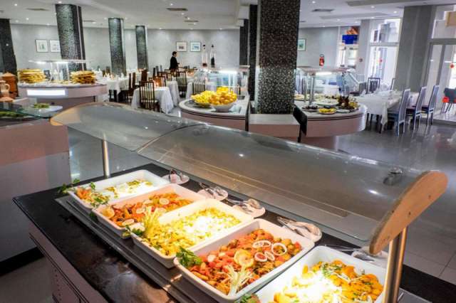 24.06 Zbor Bucuresti Tunisia, HOUDA YASMINE MARINE SPA 532 euro/pers/sejur 7 nopti all inclusive, taxe aeroport + transfer