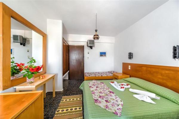 11.08 Last minute Creta , 270 € , 7 nopti cu zbor direct din Bucuresti, taxe incluse