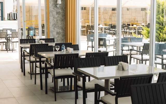 ULTRA LAST MINUTE TURCIA HOTEL BESO BEACH 4*, 7 NOPTI CAZARE ALL INCLUSIVE, 390 EURO/PERS
