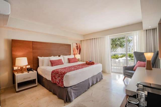 LAST MINUTE DOMINICANA PUERTO PLATA   EMOTIONS PLAYA DORADA 4* AI AVION SI TAXE INCLUSE TARIF 2022 EUR