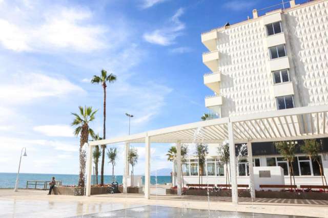 ULTIMELE LOCURI MALAGA, AVION DIN BUCURESTI, LA HOTEL FAY VICTORIA 3*, LA TARIFUL DE 538 EURO/PERSOANA, DEMIPENSIUNE!