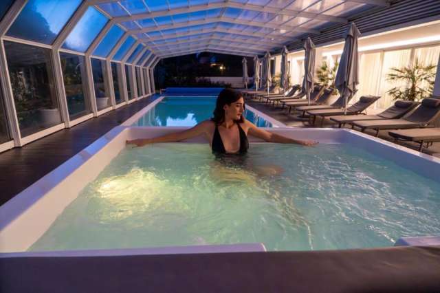 ULTRA LAST MINUTE SARDINIA DELUXE 5***** FELIX HOTEL DEMIPENSIUNE ZBOR DIN CLUJ NAPOCA CU TAXE INCLUSE