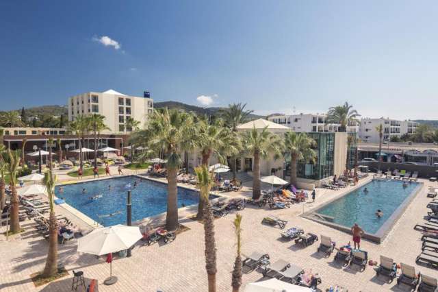  Vacanta de vara la plaja in Ibiza la doar 1222 euro,avion din Bucuresti !!! Occidental Ibiza 4*all inclusive 