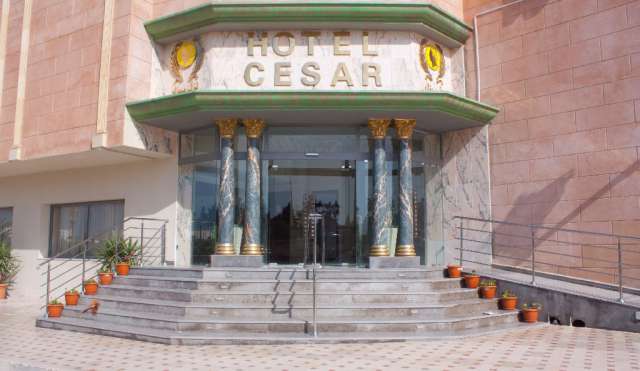 Last Minute ! Tunisia 18 Mai- Le Cesar Palace Casino 4*-Mic dejun 336 Eur/pers - charter Bucuresti