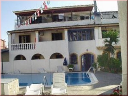 24.07 Ultimele locuri Grecia, Corfu din Bucuresti Bella Grecia 2+* 335 euro/pers totul inclus