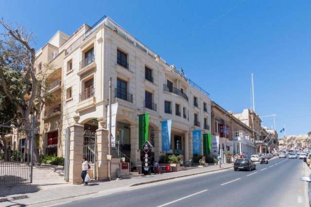 LAST MINUTE MALTA THE DUKE HOTEL 4**** MIC DEJUN ZBOR DIN CLUJ NAPOCA CU TAXE INCLUSE