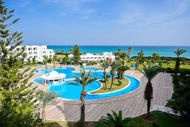 OFERTA EARLY BOOKING PASTE IN TUNISIA  CU DOAR 590EURO/PERSOANA