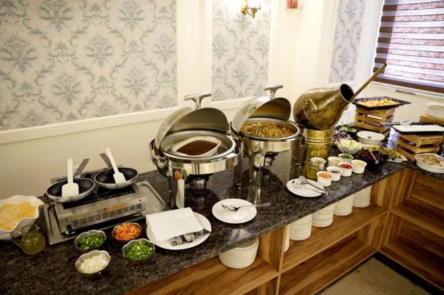 VACANTA PASTE IORDANIA, 7 NOPTI CAZARE CU DEMIPENSIUNE, GHID SI INSOTITOR ROMAN, ZBOR TAROM DIN 5 ORASE