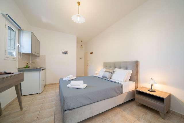 ULTIMELE LOCURI KEFALONIA, AVION DIN BUCURESTI, LA DIMITRIS STUDIOS 3*, LA TARIFUL DE 440 EURO/PERSOANA!