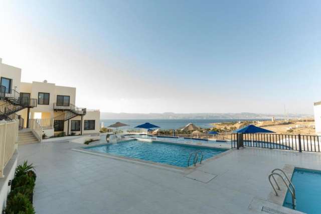 VACANTA PASTE IORDANIA, 7 NOPTI CAZARE CU DEMIPENSIUNE, GHID SI INSOTITOR ROMAN, ZBOR TAROM DIN 5 ORASE