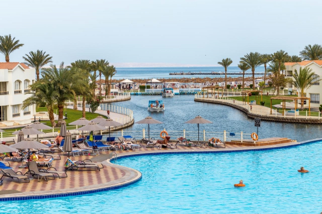 HURGHADA HOTEL  Dana Beach Resort  5* AI AVION SI TAXE INCLUSE TARIF 777 EURO