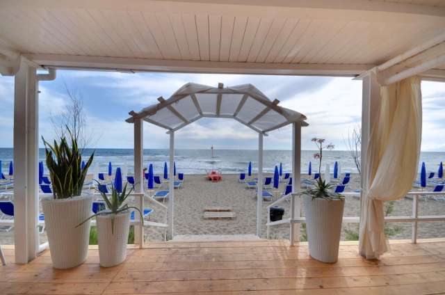 LAST MINUTE AMALFI COAST LE PALME 4**** MIC DEJUN ZBOR DIN OTOPENI CU TAXE INCLUSE