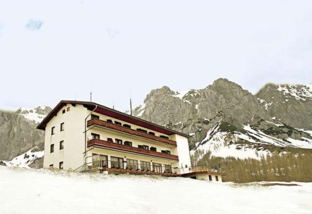  Berghotel Dachstein