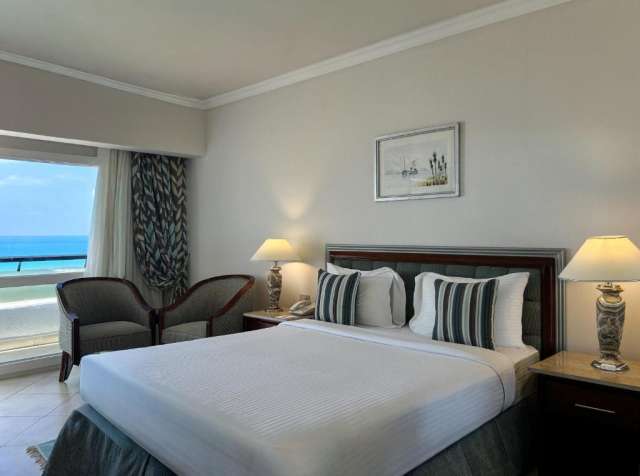 LAST MINUTE EGIPT - Alexandria / Borg El-Arab - Hotelul Borg El Arab Beach Hotel 5*- 01 Noiembrie, 680 EUR / pers