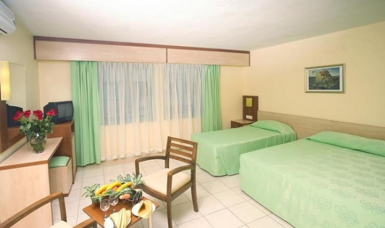 LAST MINUTE TURCIA  Ambassador Plaza Hotel 4* AI AVION SI TAXE INCLUSE TARIF 803 EUR