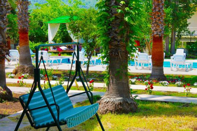 LAST MINUTE TURCIA  MORE HOTEL 4* AI AVION SI TAXE INCLUSE TARIF 426 EUR