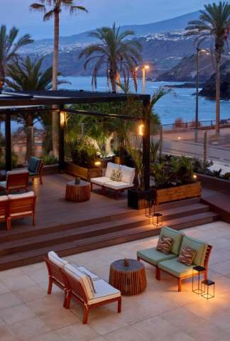 SUPER OFERTA 1 MAI SPANIA-TENERIFE,7 NOPTI CAZARE CU MIC DEJUN, ZBOR DIN BUCURESTI