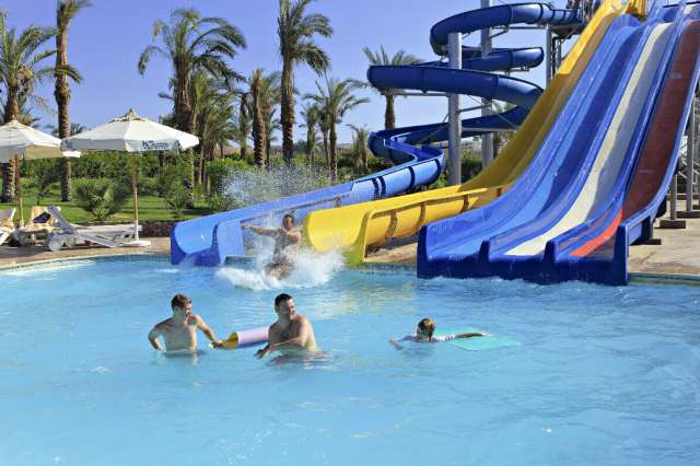 REVELION IN SHARM EL SHEIKH, AVION DIN BUCURESTI, LA HOTEL EXPERIENCE KIROSEIZ AQUAPARK 5*, LA TARIFUL DE 675 EURO/PERS, AI!