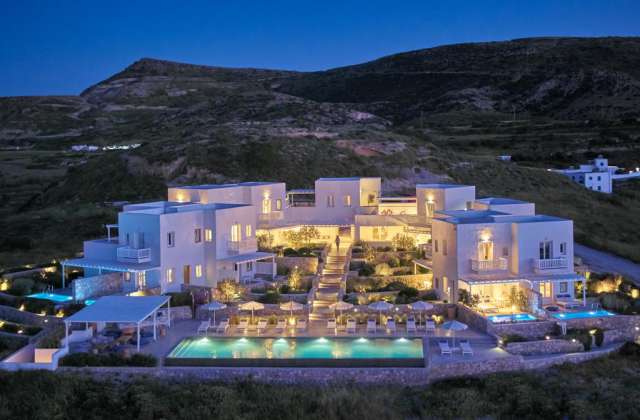  MILOS BREEZE BOUTIQUE