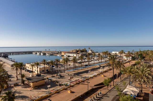 ULTRA LAST MINUTE MALAGA 7 NOPTI CAZARE DEMIPENSIUNE 4****LAS PALMERAS ZBOR DIN OTOPENI CU TAXE INCLUSE