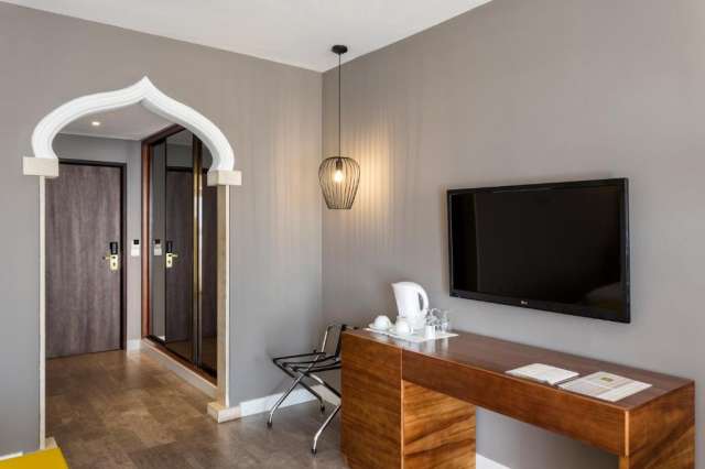 ULTRA LAST MINUTE PE PLAJA PORTUGALIA 4**** DEMIPENSIUNE  AP BEACH  ZBOR DIN OTOPENI CU TAXE INCLUSE