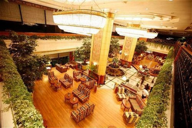 LAST MINUTE THAILANDA -- PHUKET SI BANGKOK SEJUR 10 NOPTI - plecare din CLUJ (OR)