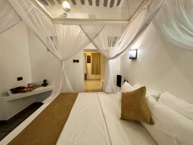 LAST MINUTE ZANZIBAR HOTEL  Emerald Palm Courtyard Hotel 3*  BB  AVION SI TA XE INCLUSE TARIF 808 EURO