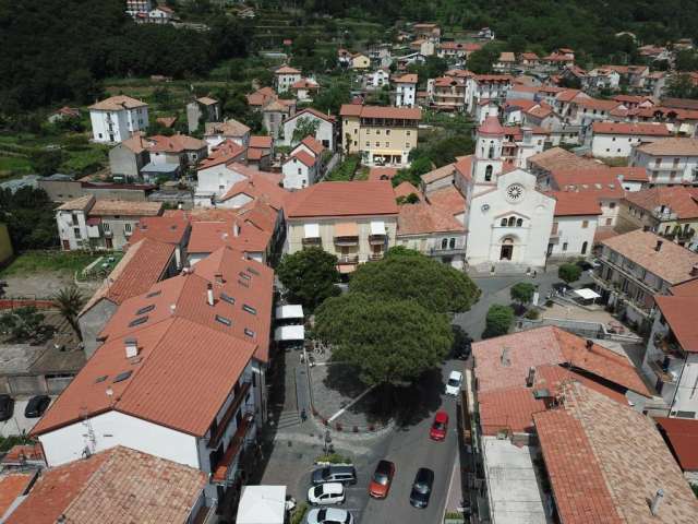 COASTA AMALFITANA - 7 nopti cazare cu mic dejun + bilet avion Craiova + taxe aeroport + transfer = 629 euro/pers
