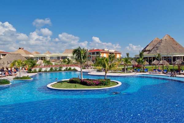LAST MINUTE MEXIC HOTEL BAHIA PRINCEIPE GRAND COBA 5* AI 7 NOPTI AVION SI TAXE INCLUSE TARIF  1610  EUR