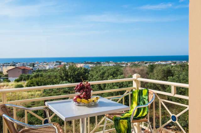 Sejur de 7 nopti la plaja in Creta la doar 608 euro,avion din Bucuresti!!!Notos Heights Hotel &amp; Suites 4*