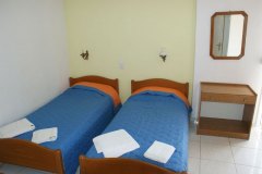 03.08 Autocar din Bucuresti, Grecia, Ammoudia, Hotel VIVE MAR  305 euro/pers/7 nopti cu demipensiune