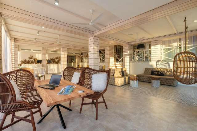  Vacanta de vara la plaja in Ibiza la doar 1378 euro,avion din Bucuresti !!!Barcelo Portinatx 4*