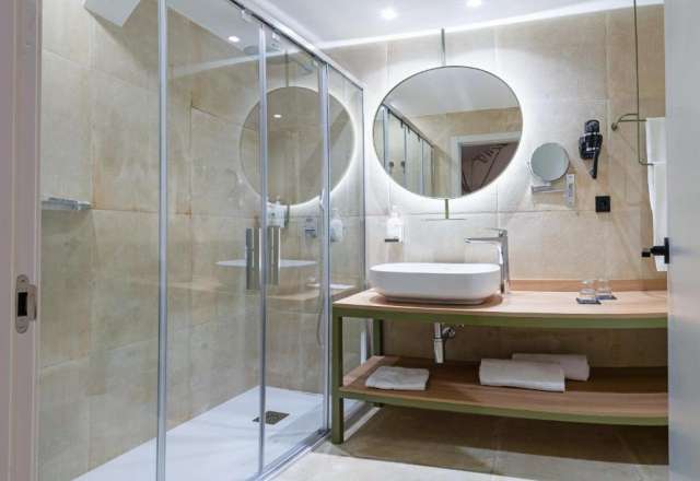 4 nopti in Valencia de la 550 euro/ pers, plecare din Bucuresti 
